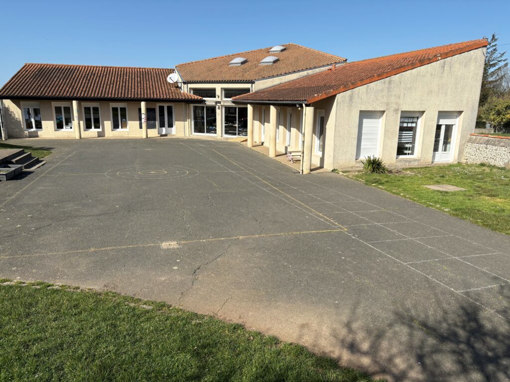 École